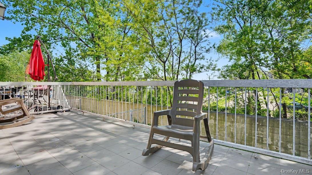 Single Family Zerega  Bronx, NY 10473, MLS-996527-22