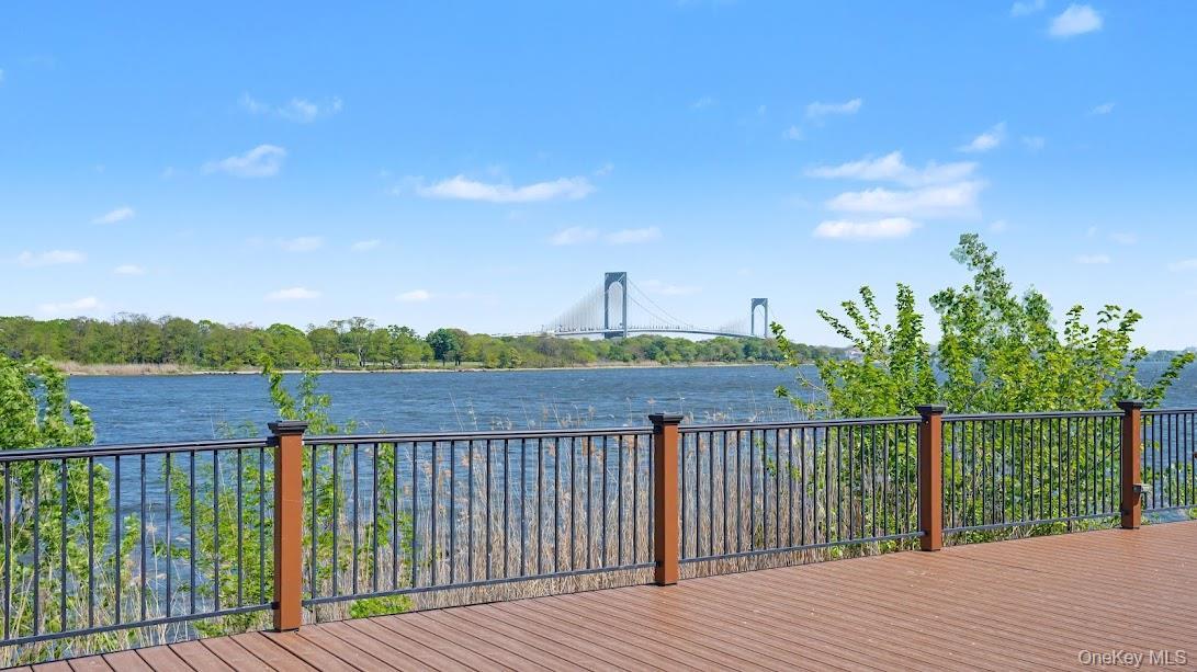 Single Family Zerega  Bronx, NY 10473, MLS-996527-4