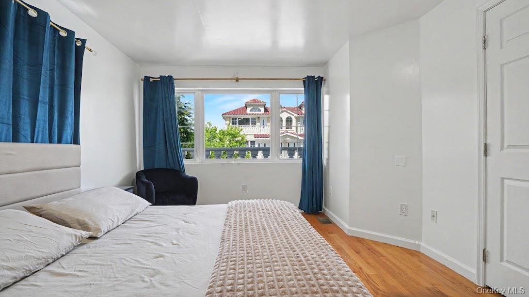 Single Family Zerega  Bronx, NY 10473, MLS-996527-5