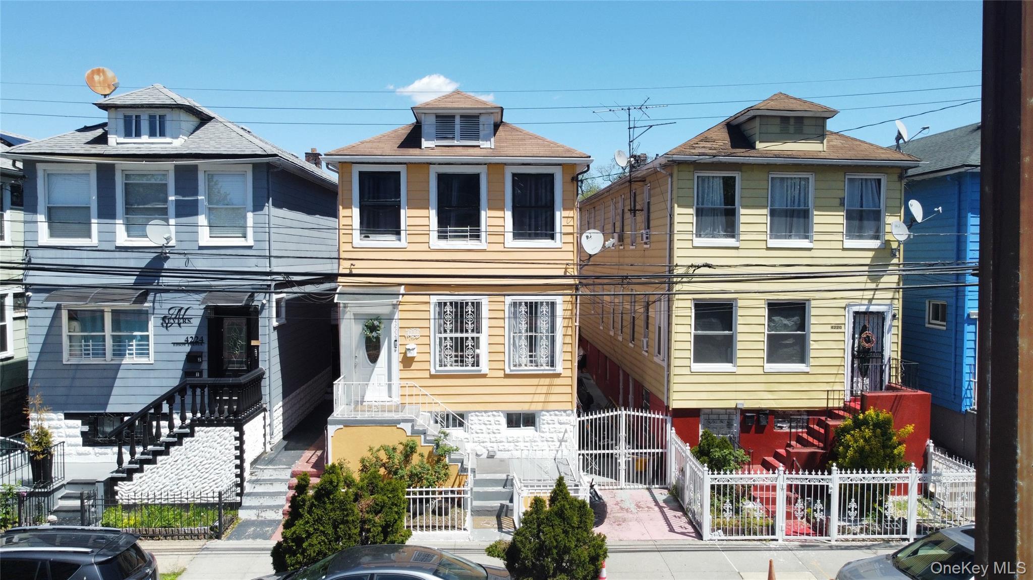 Single Family Edson Bronx, NY 10466, MLS-996537-2