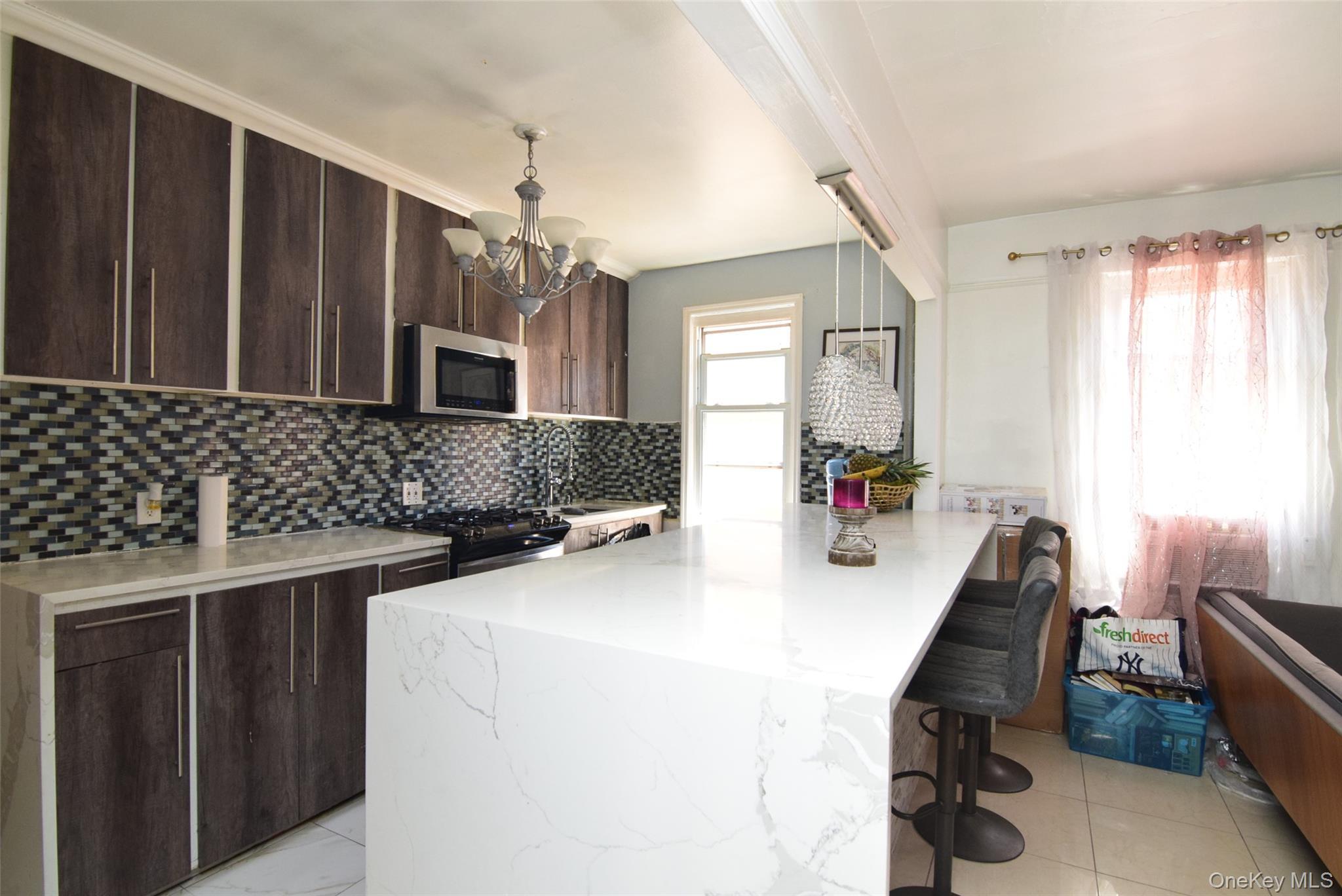 Single Family Edson Bronx, NY 10466, MLS-996537-28