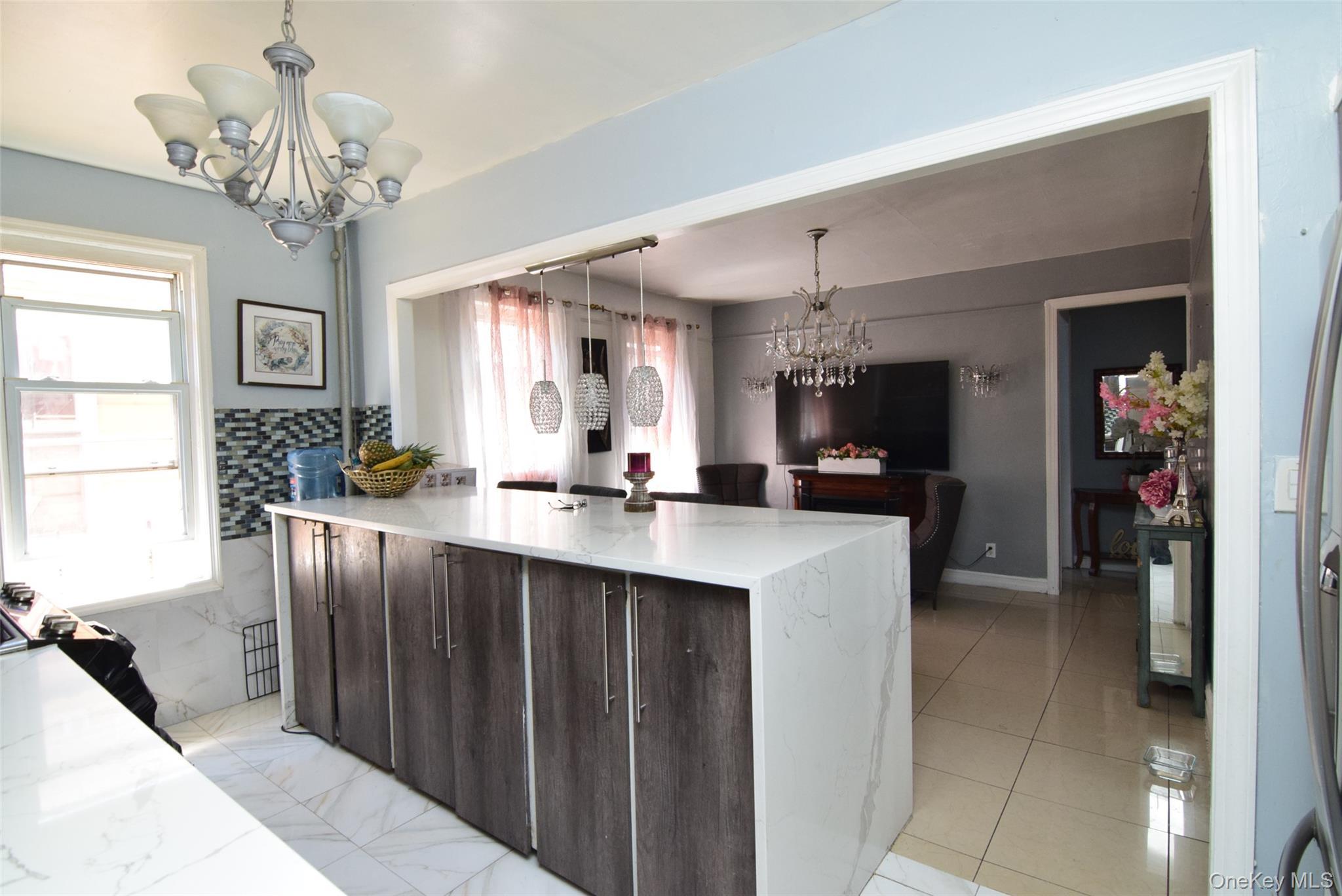 Single Family Edson Bronx, NY 10466, MLS-996537-29
