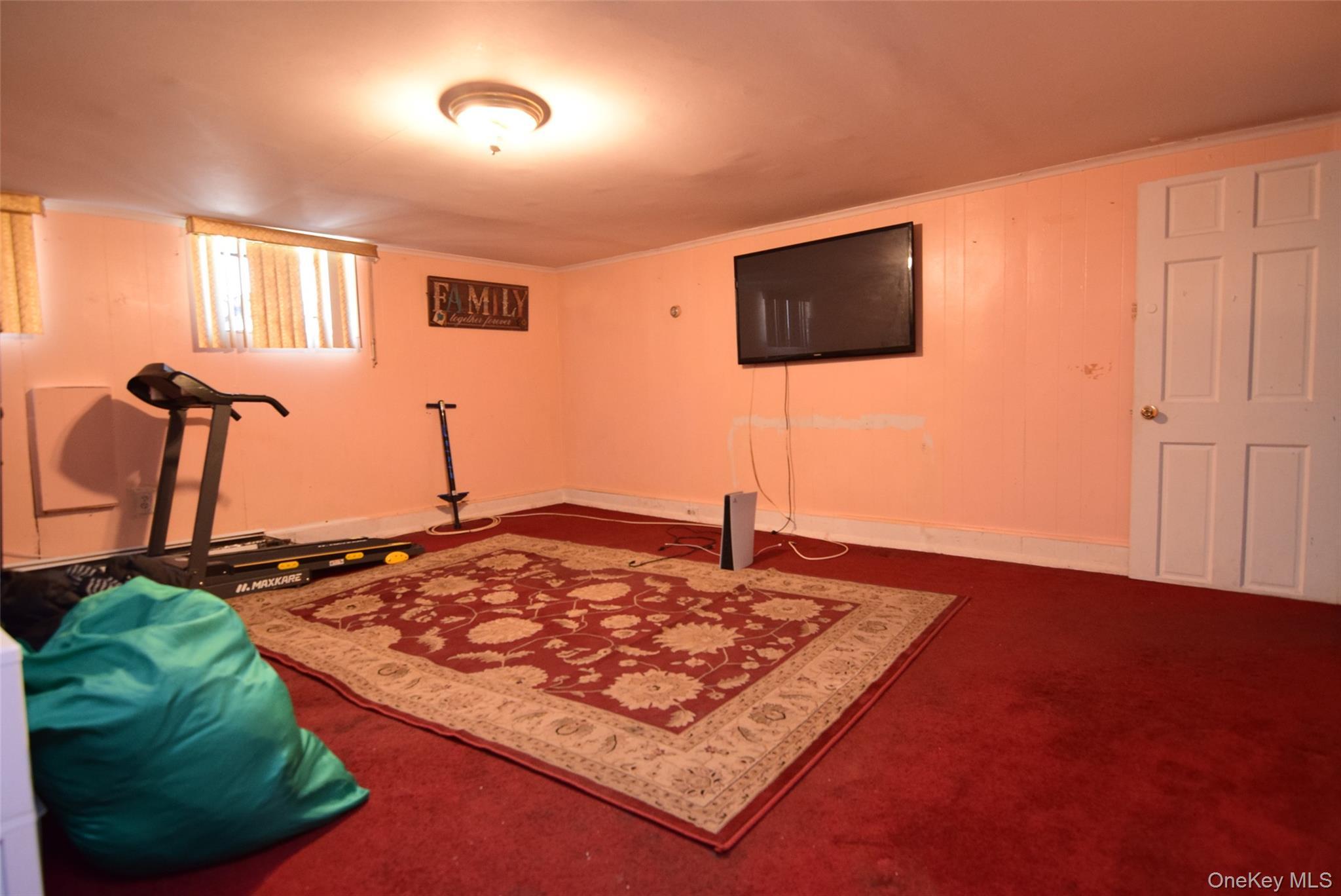 Single Family Edson Bronx, NY 10466, MLS-996537-33
