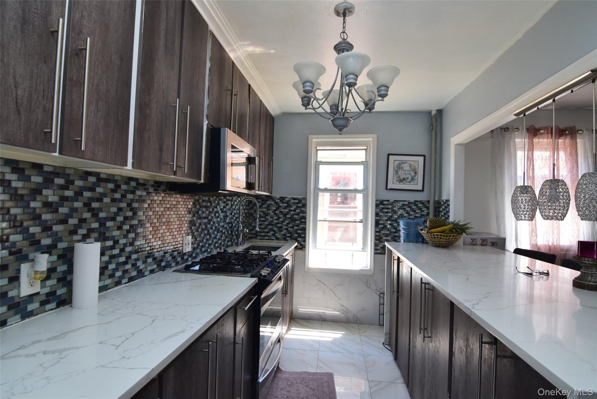 Single Family Edson Bronx, NY 10466, MLS-996537-8