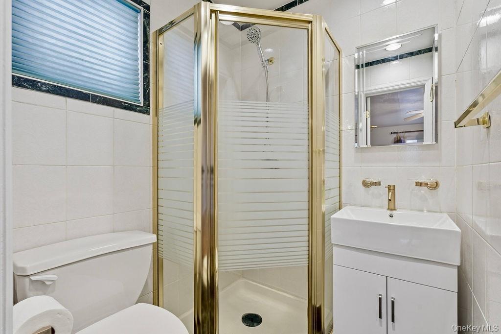 Single Family 92nd Street  Queens, NY 11414, MLS-996543-22
