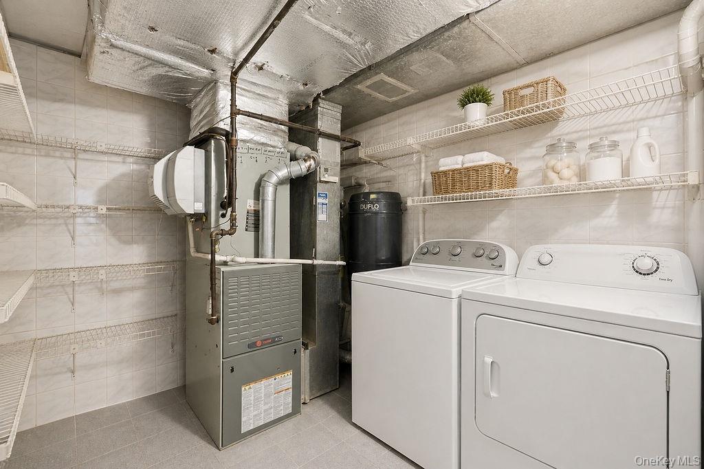 Single Family 92nd Street  Queens, NY 11414, MLS-996543-25