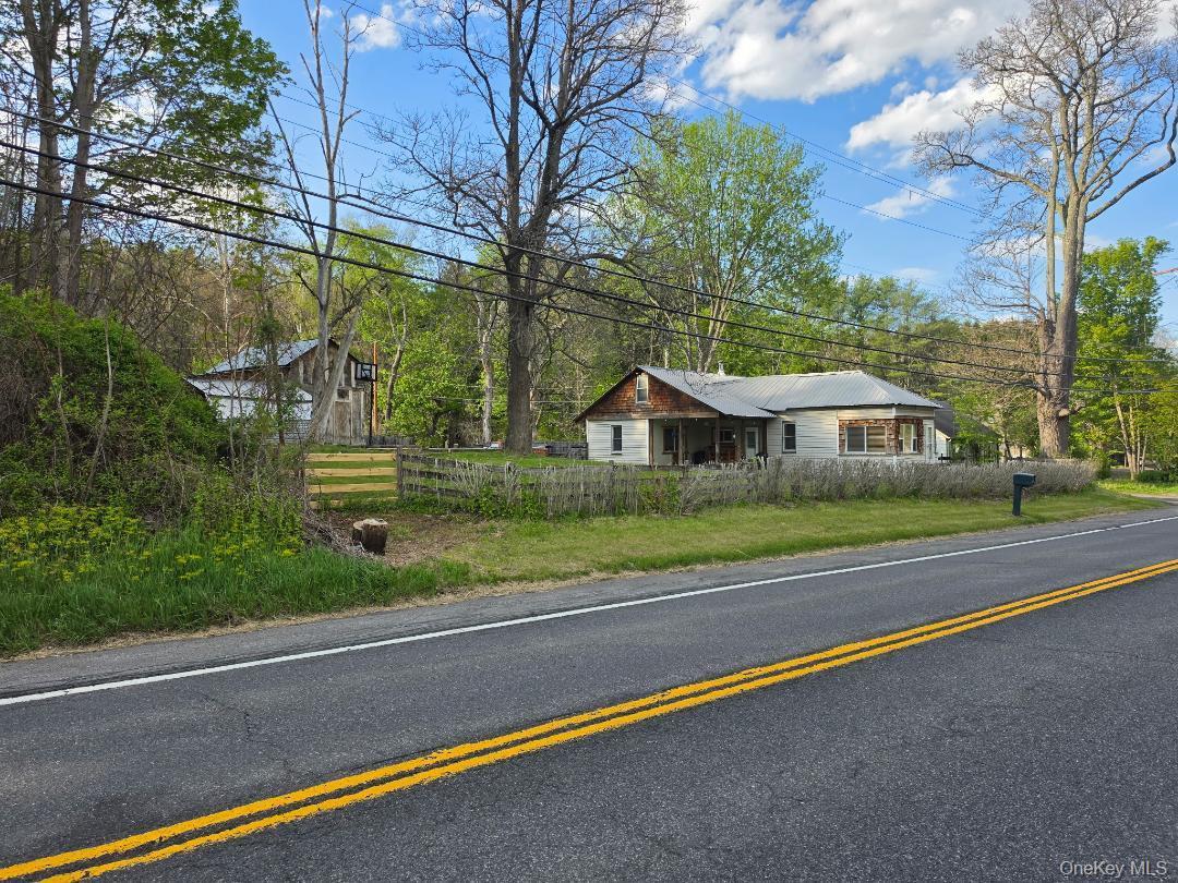 Single Family Jackson Drive  Ulster County, NY 12428, MLS-996549-2