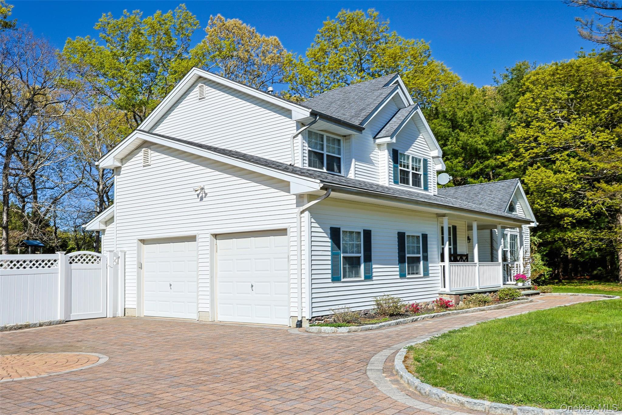 Single Family Sander Court  Suffolk County, NY 11953, MLS-996574-44