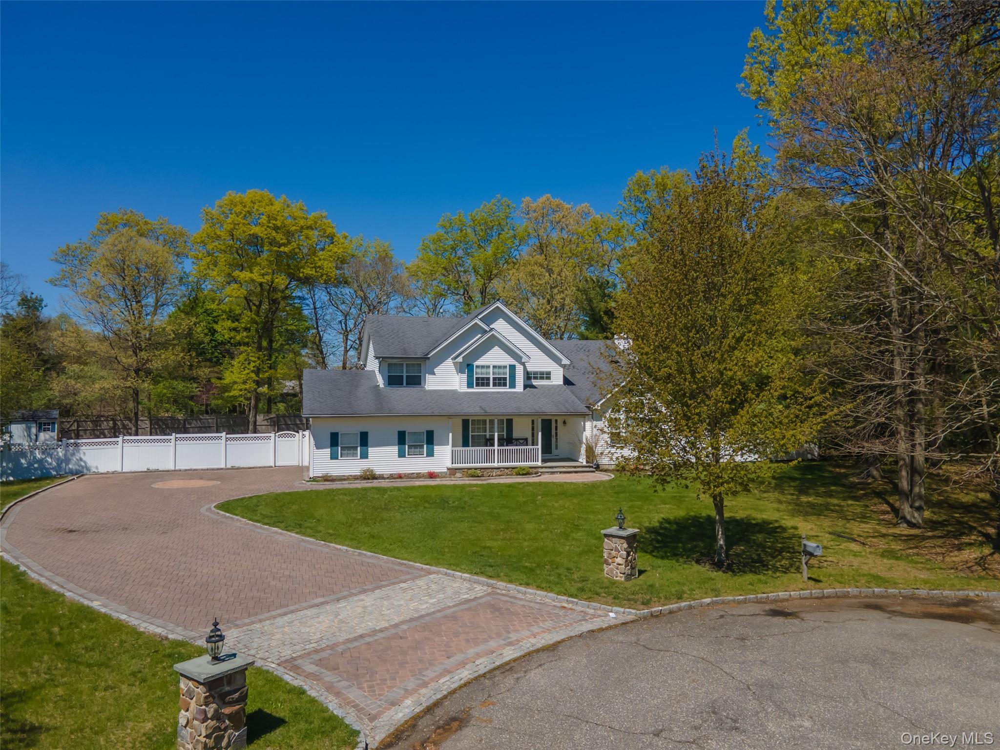 Single Family Sander Court  Suffolk County, NY 11953, MLS-996574-46