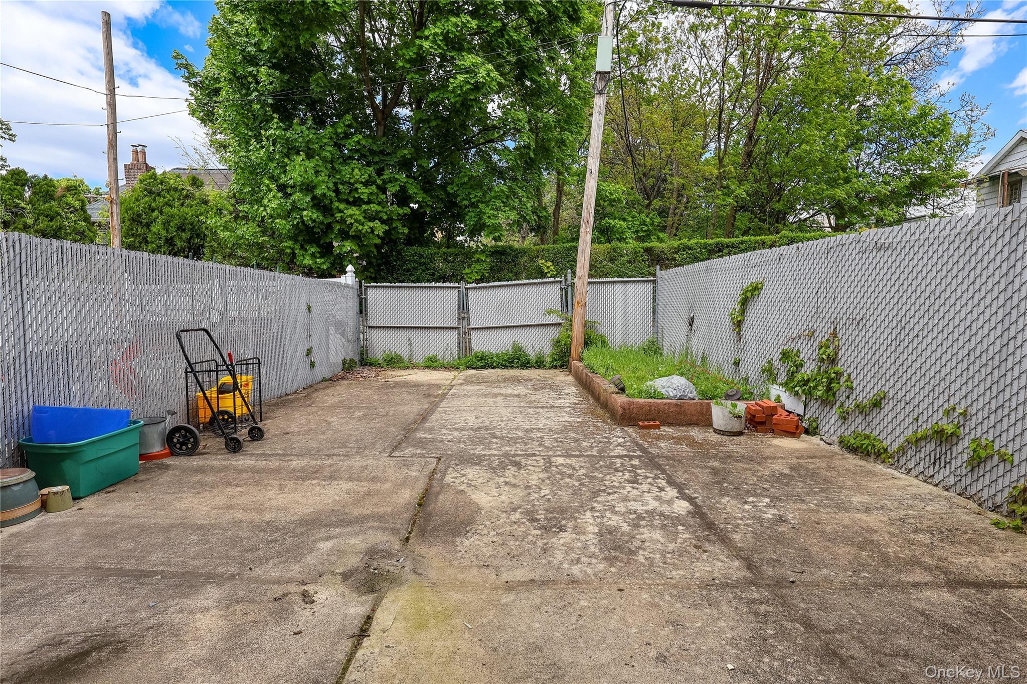 Single Family Avenue M Brooklyn, NY 11234, MLS-996588-42