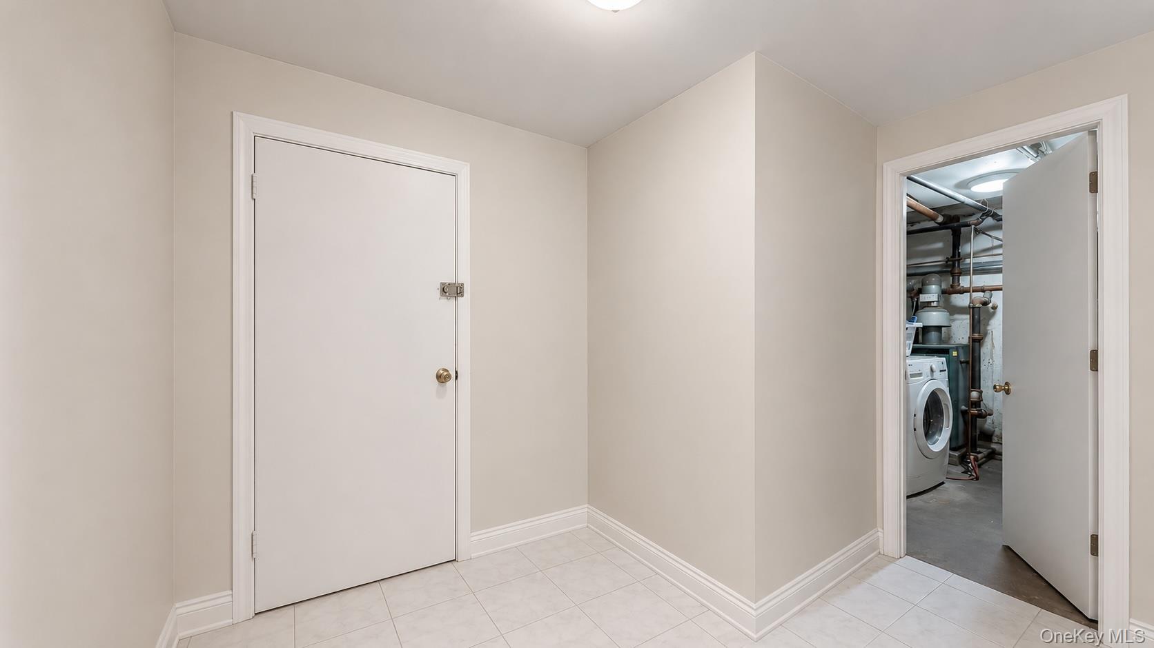 Single Family Avenue M Brooklyn, NY 11234, MLS-996588-7