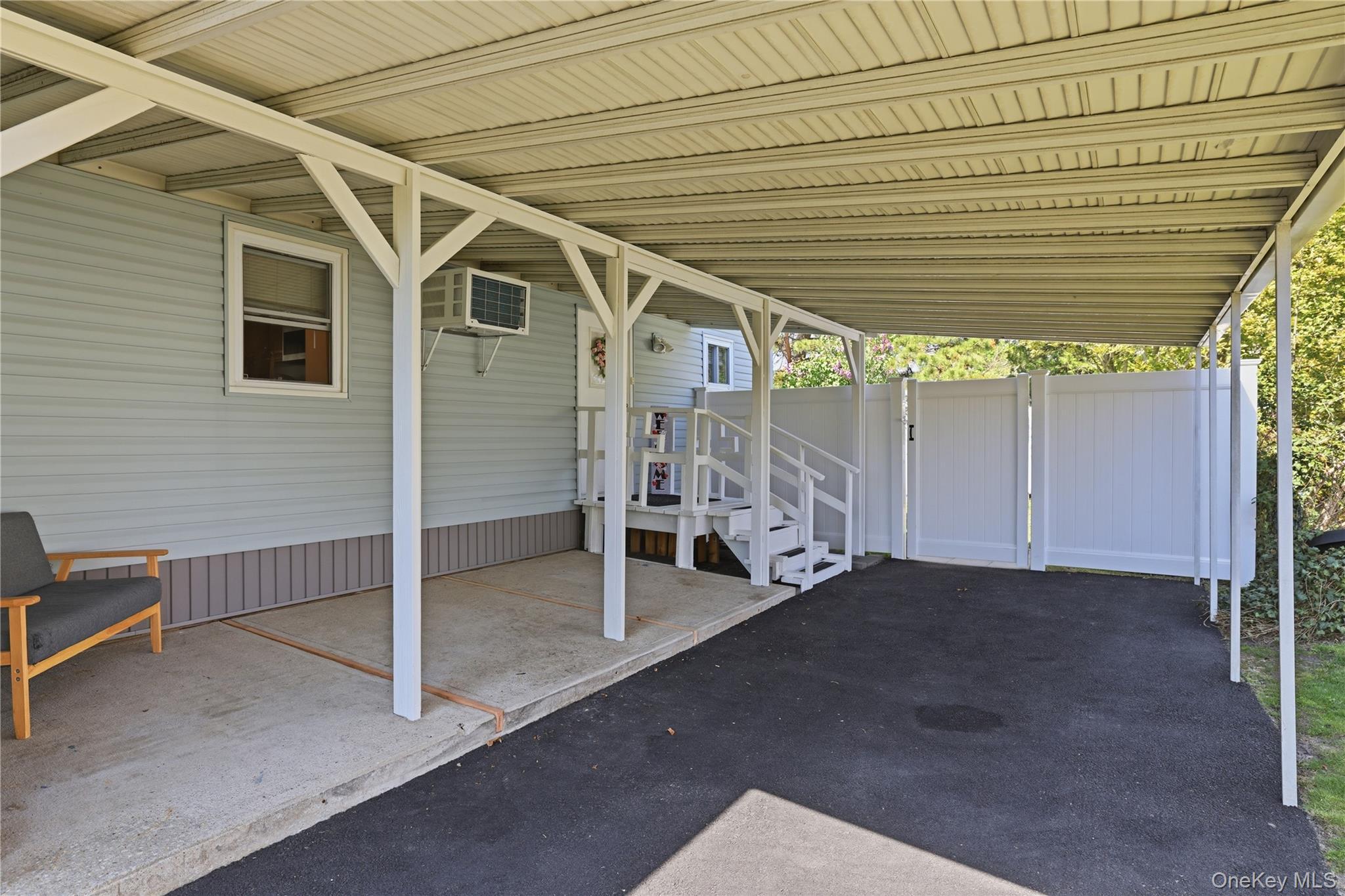 Single Family Sunflower  Suffolk County, NY 11716, MLS-996666-2