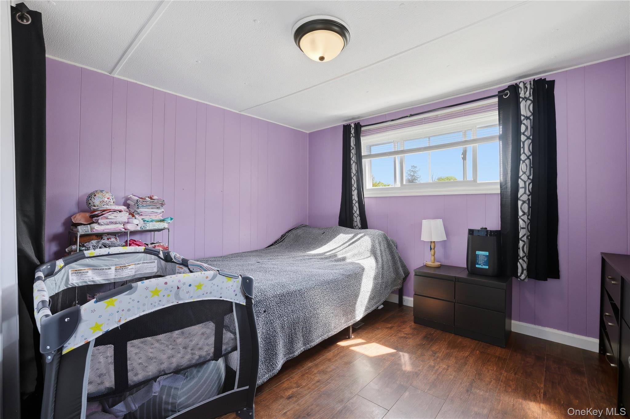 Single Family Sunflower  Suffolk County, NY 11716, MLS-996666-8