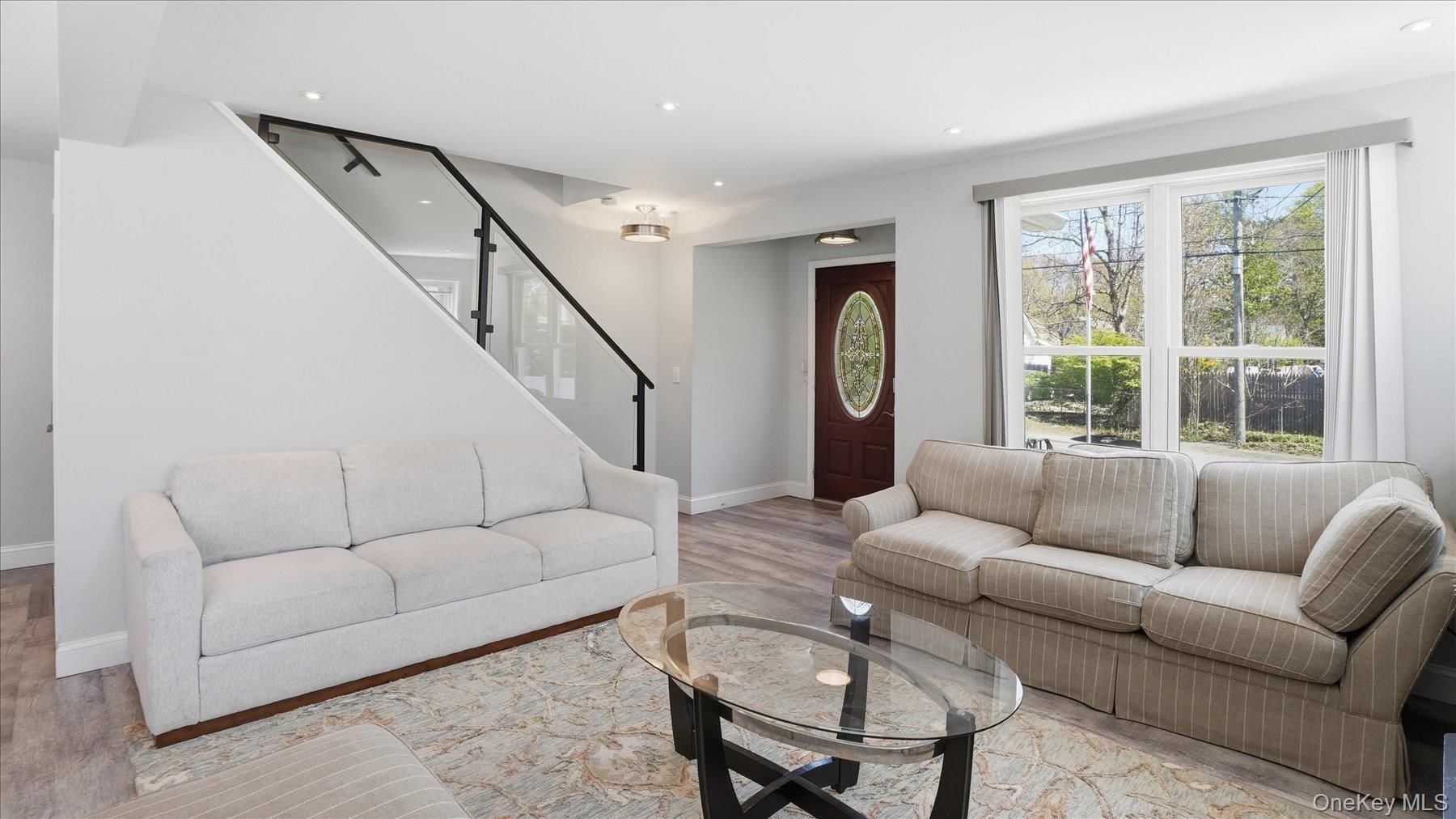Single Family Washington Drive  Suffolk County, NY 11951, MLS-996753-13