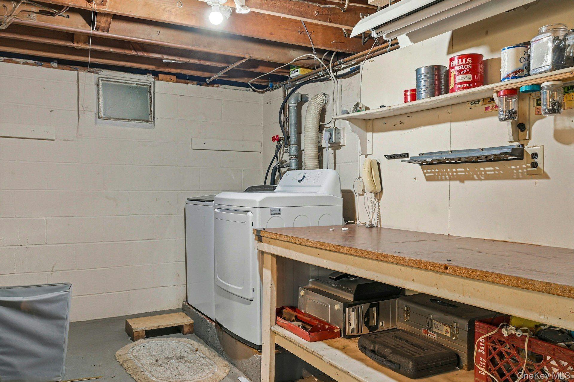 Single Family Avenue B Suffolk County, NY 11741, MLS-996770-21