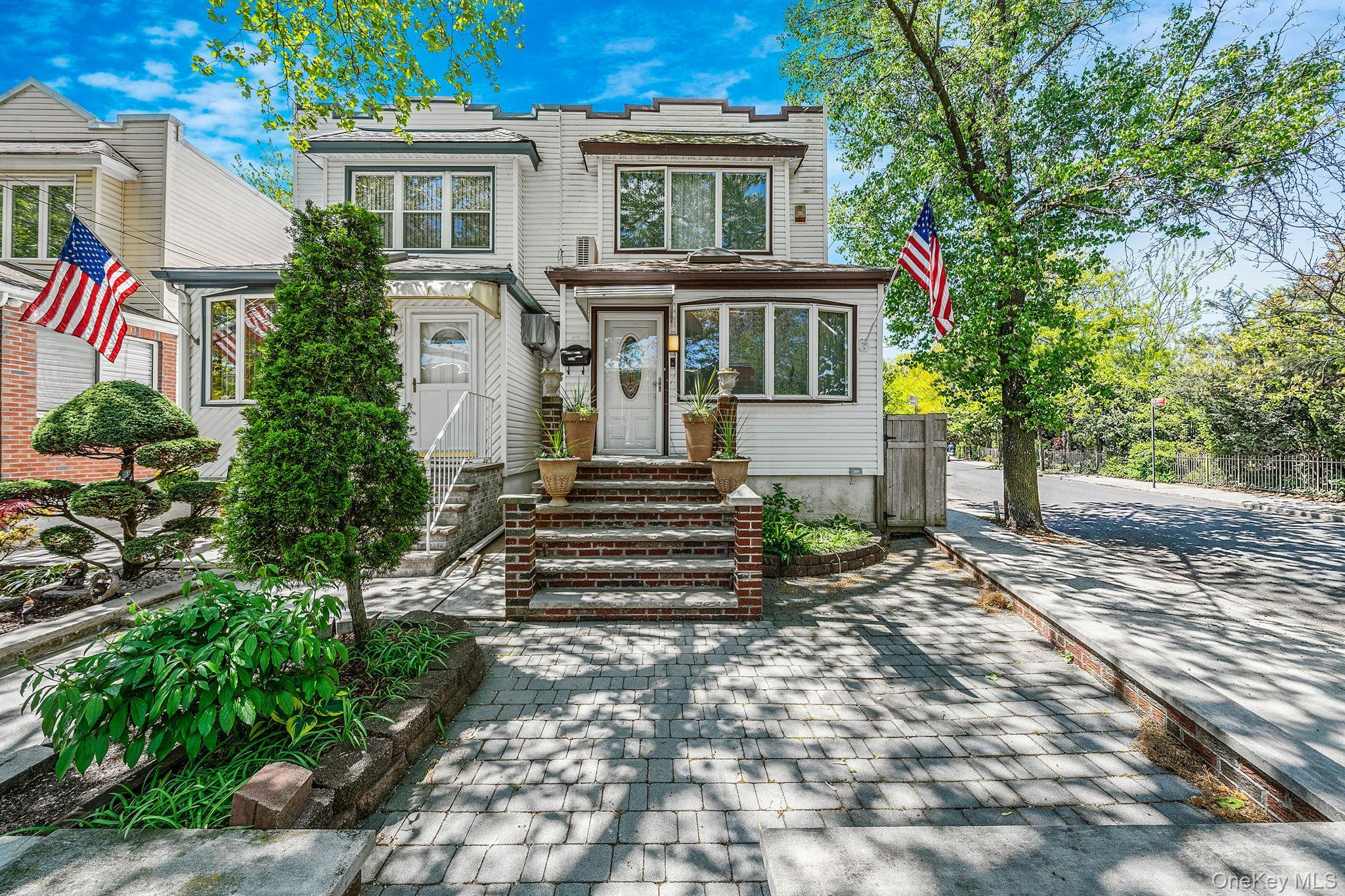 Single Family 69th Queens, NY 11385, MLS-996788-2