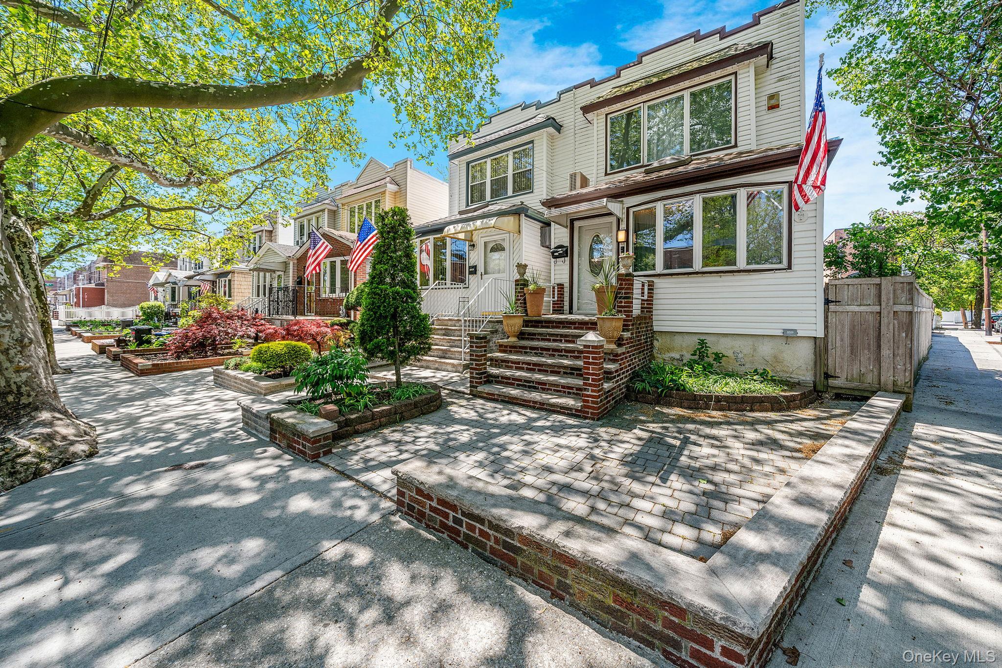 Single Family 69th Queens, NY 11385, MLS-996788-3