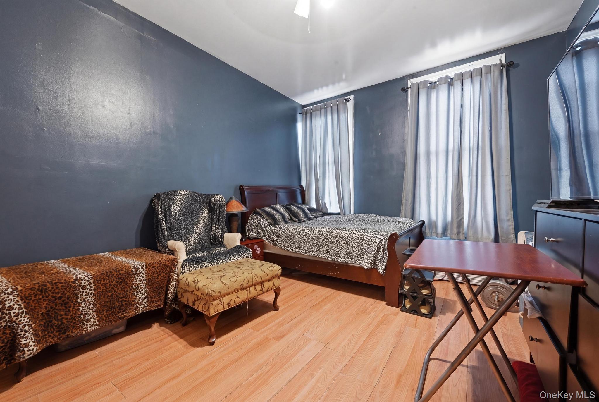 Single Family Glenmore  Brooklyn, NY 11208, MLS-996806-9