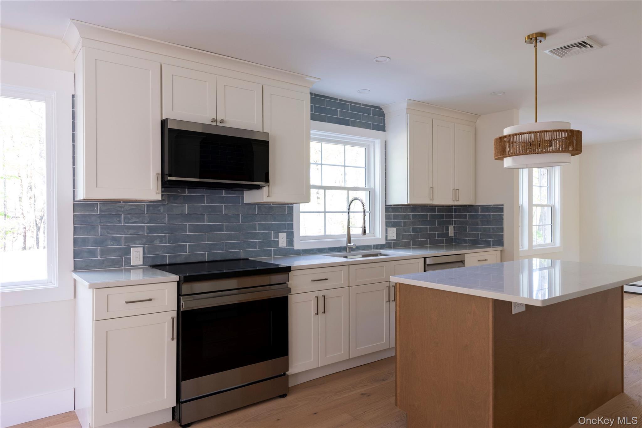 Single Family Meddaugh Dutchess County, NY 12569, MLS-996853-12