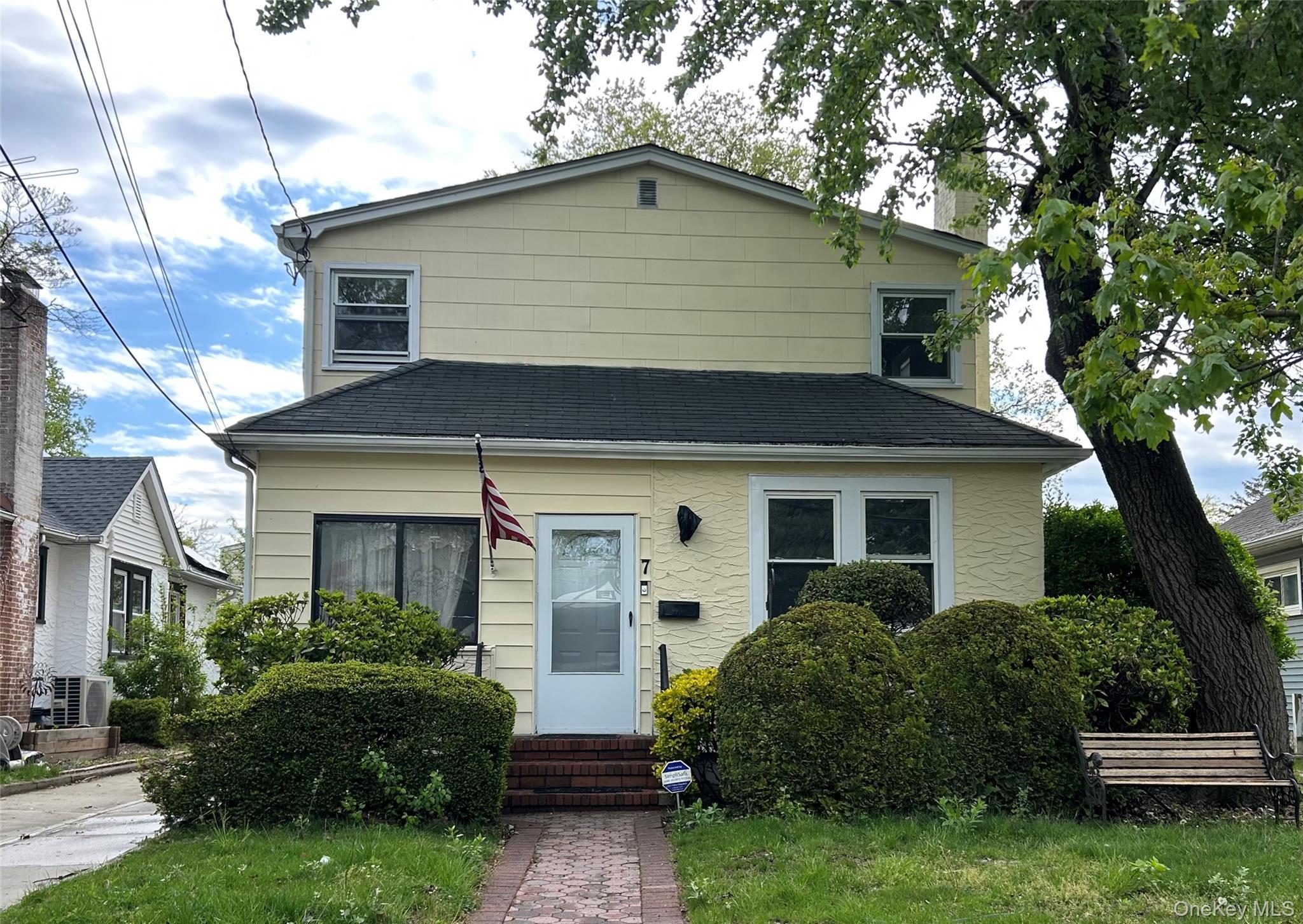 Single Family Bristol Street  Nassau County, NY 11563, MLS-996892-2