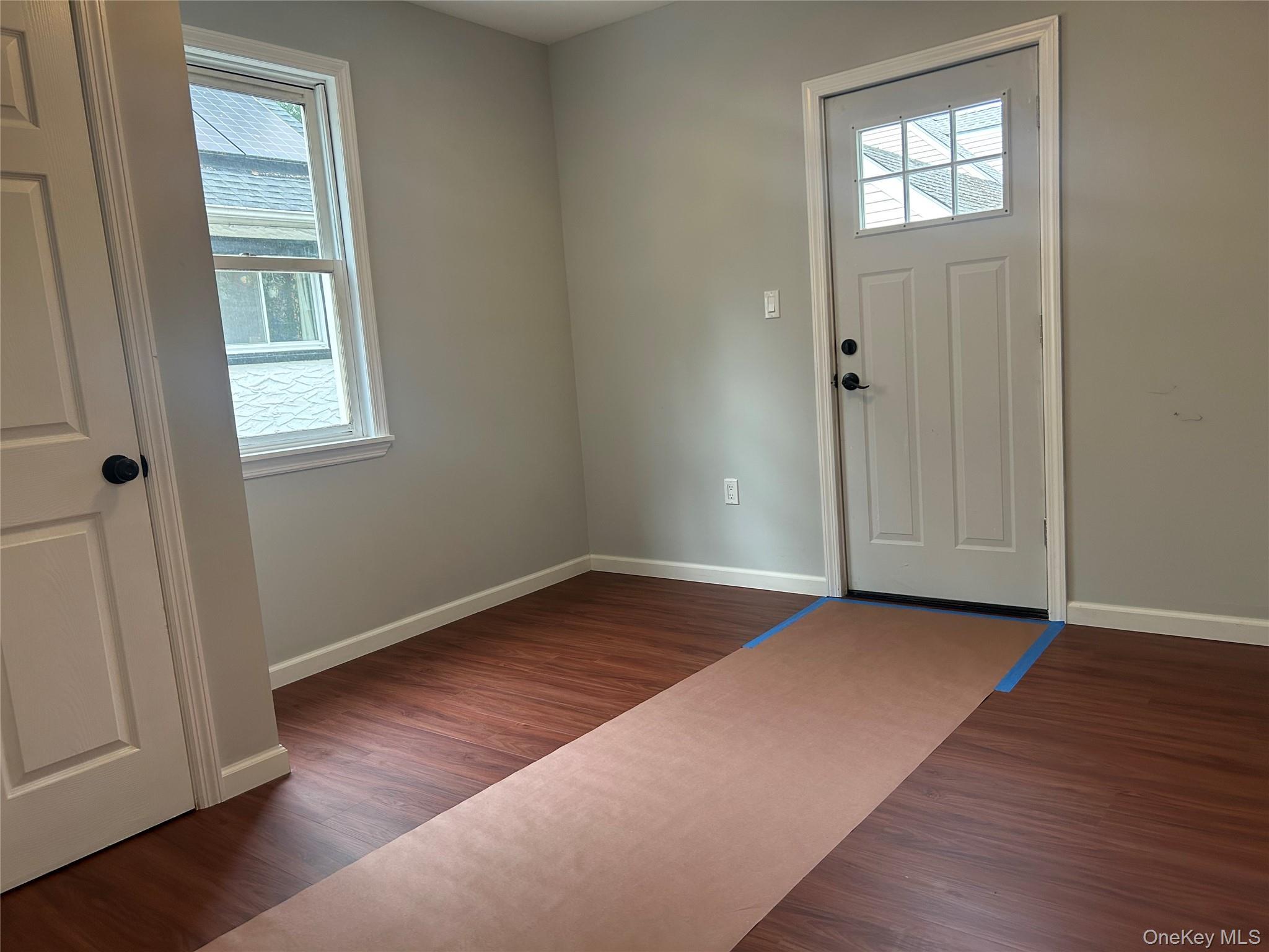 Single Family Bristol Street  Nassau County, NY 11563, MLS-996892-8
