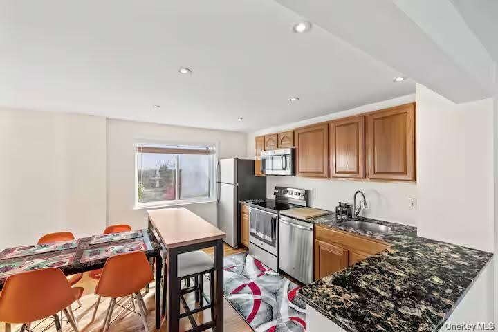 Single Family Wayne Avenue Westchester County, NY 10596, MLS-996916-12