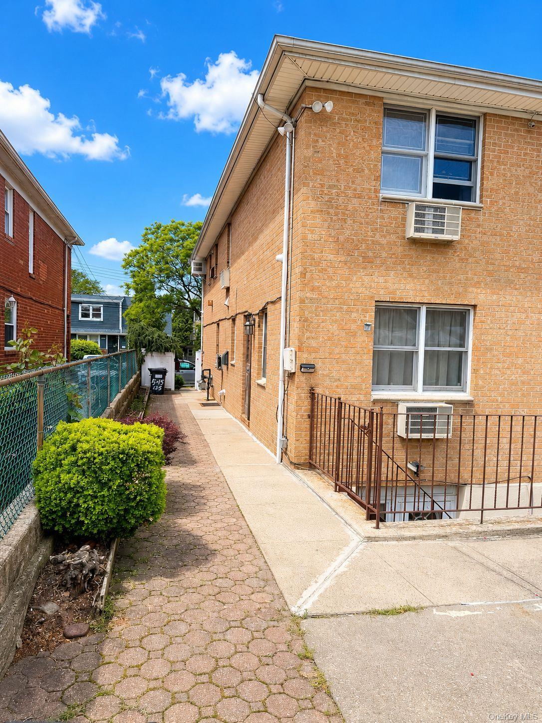Single Family 123rd Street Queens, NY 11356, MLS-996920-20
