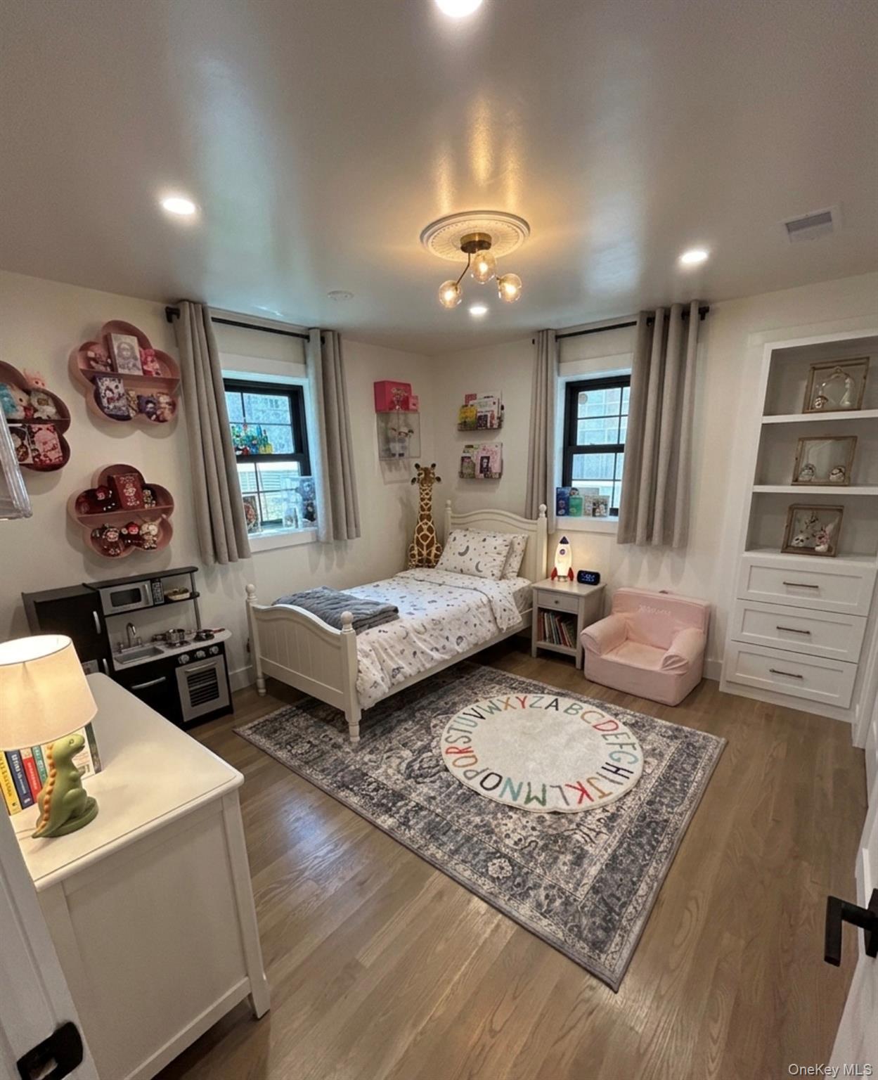 Single Family Lucerne  Bronx, NY 10465, MLS-996932-15