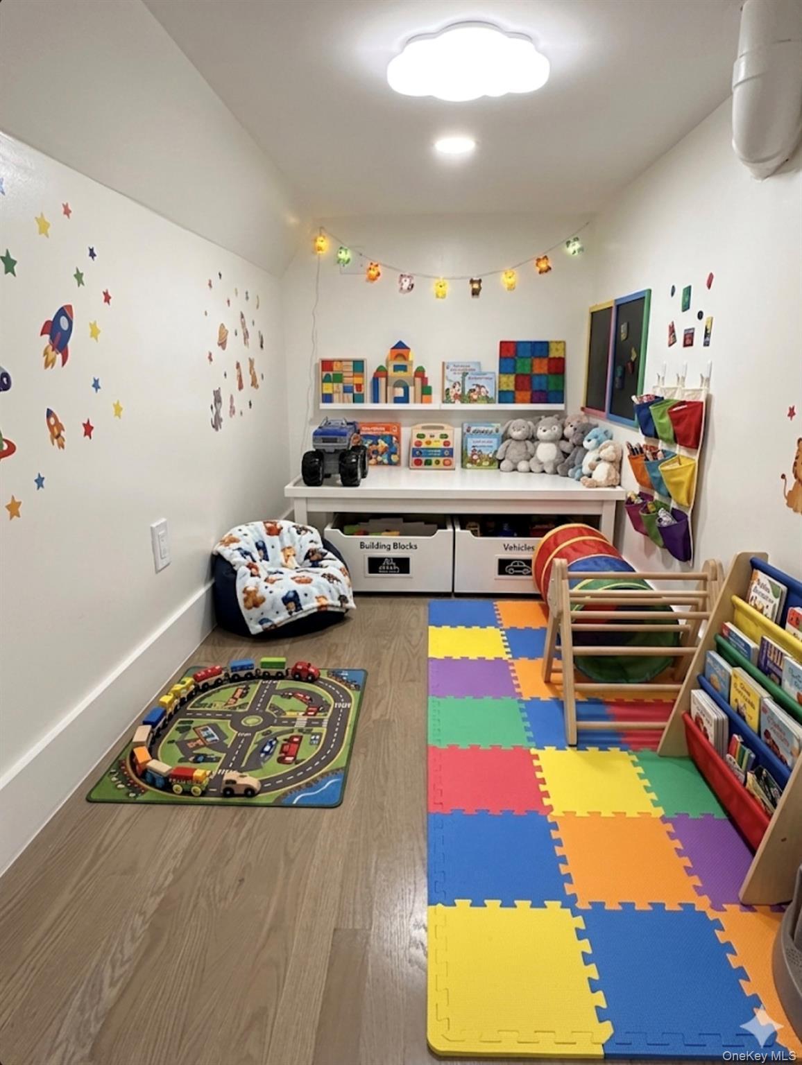 Single Family Lucerne  Bronx, NY 10465, MLS-996932-17