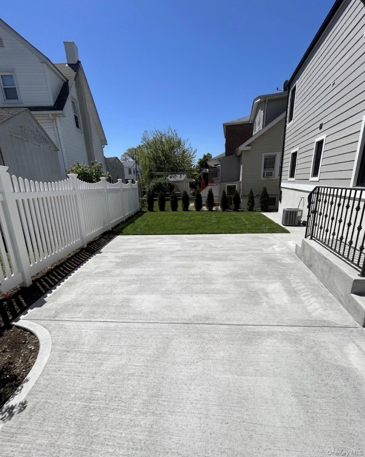 Single Family Lucerne  Bronx, NY 10465, MLS-996932-29