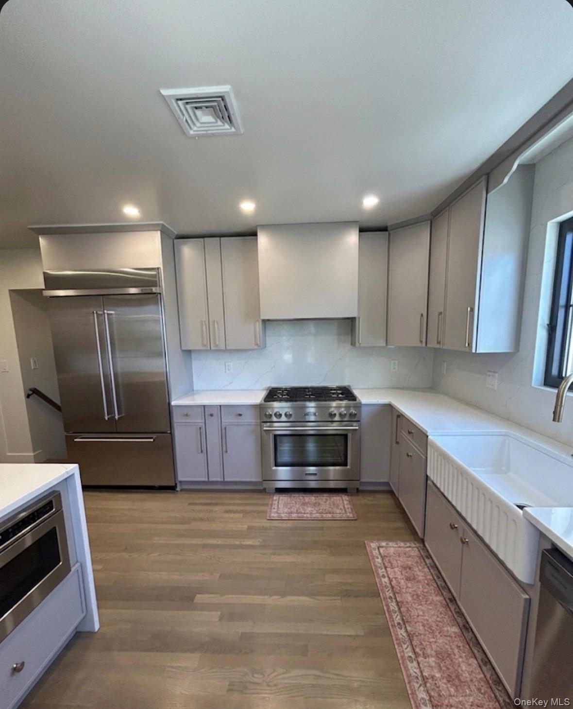 Single Family Lucerne  Bronx, NY 10465, MLS-996932-7
