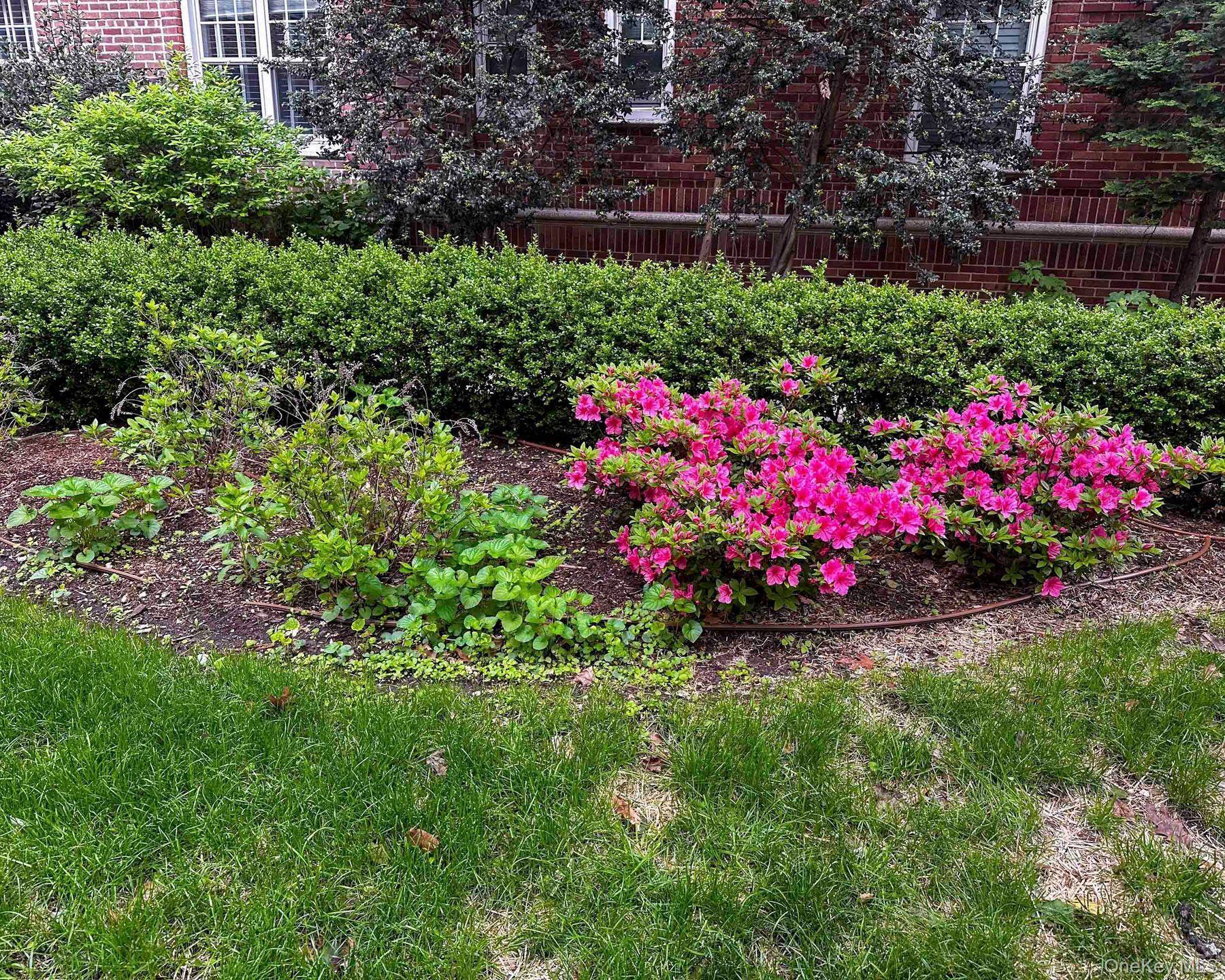 Single Family Cabrini Boulevard Manhattan, NY 10033, MLS-996936-2