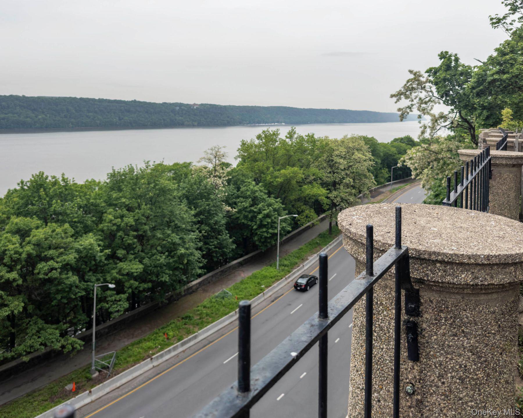 Single Family Cabrini Boulevard Manhattan, NY 10033, MLS-996936-44