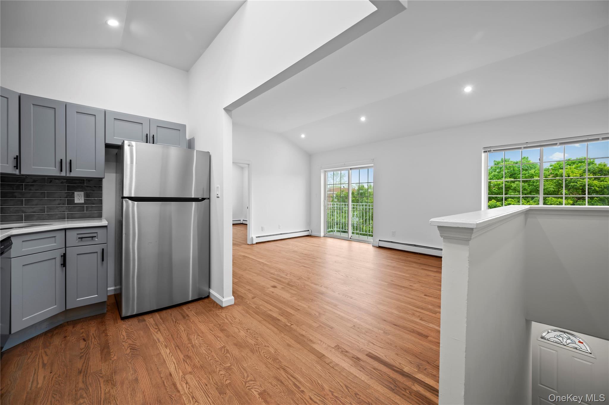 Single Family Lawton  Bronx, NY 10465, MLS-996956-25