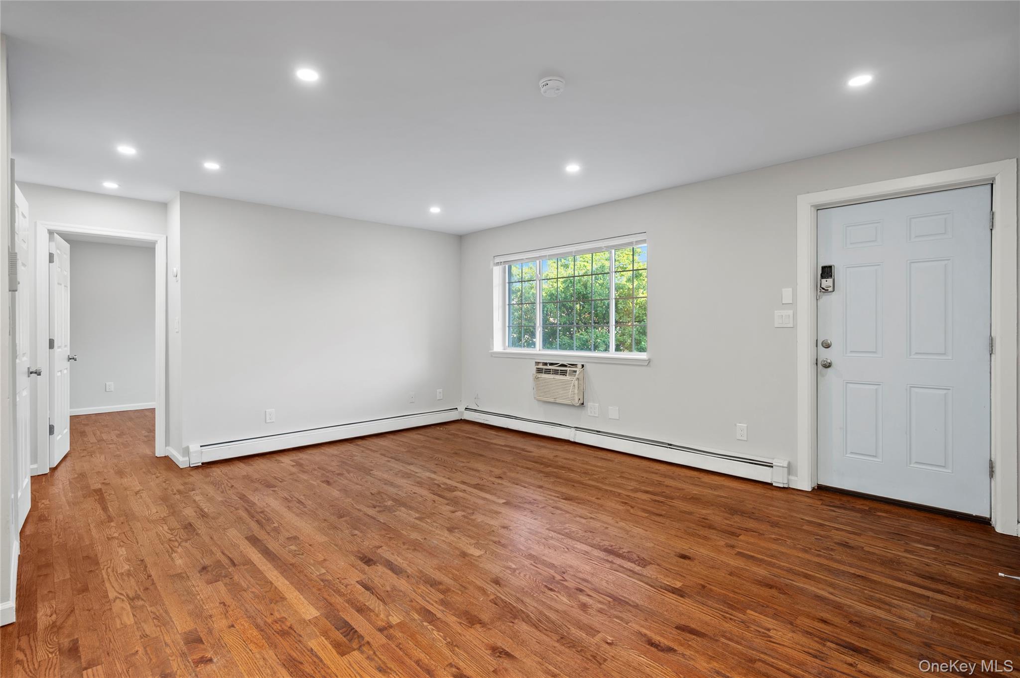 Single Family Lawton  Bronx, NY 10465, MLS-996956-9