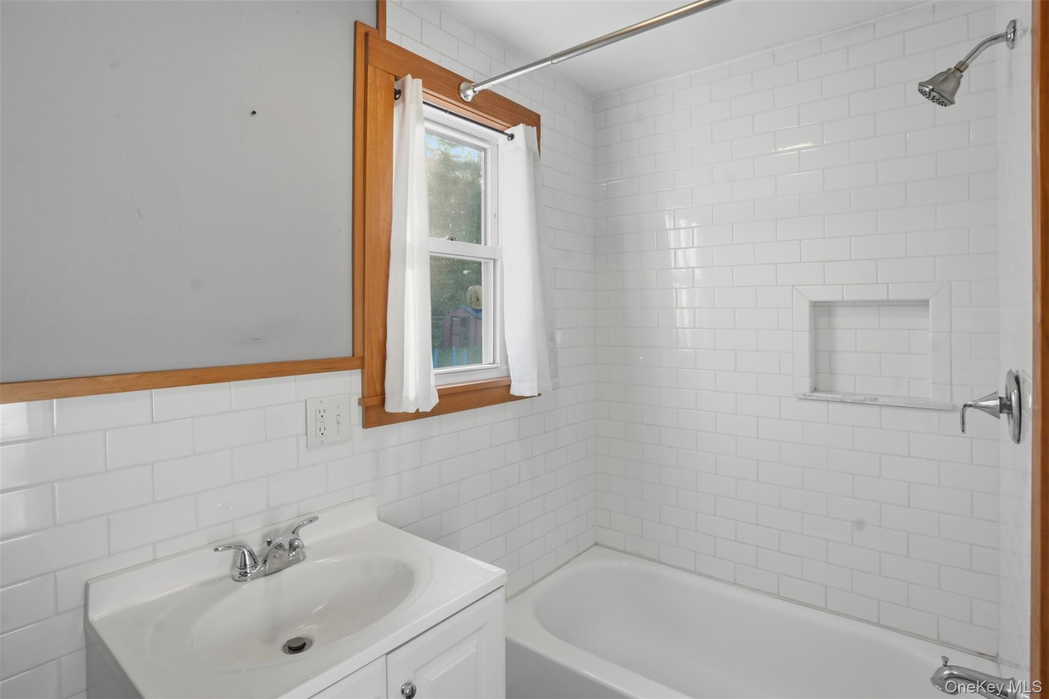 Single Family Hickory  Orange County, NY 12771, MLS-997024-25