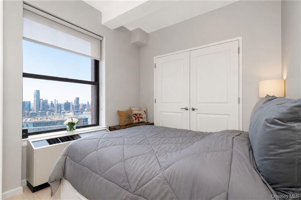 Condo West  Manhattan, NY 10004, MLS-997063-10