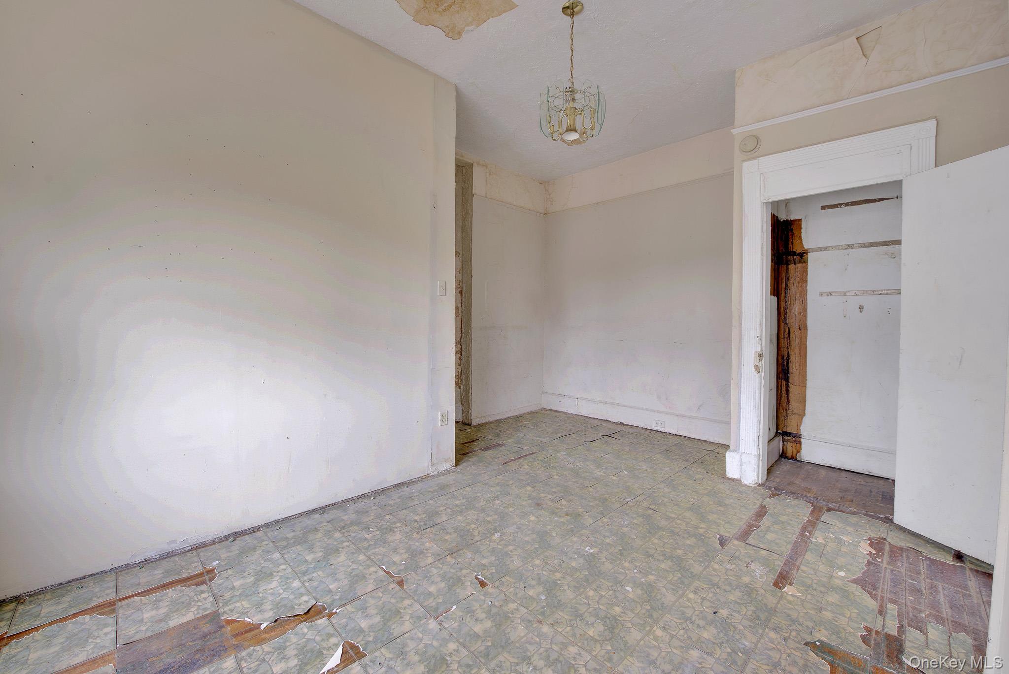 Single Family 164th Queens, NY 11358, MLS-997086-10