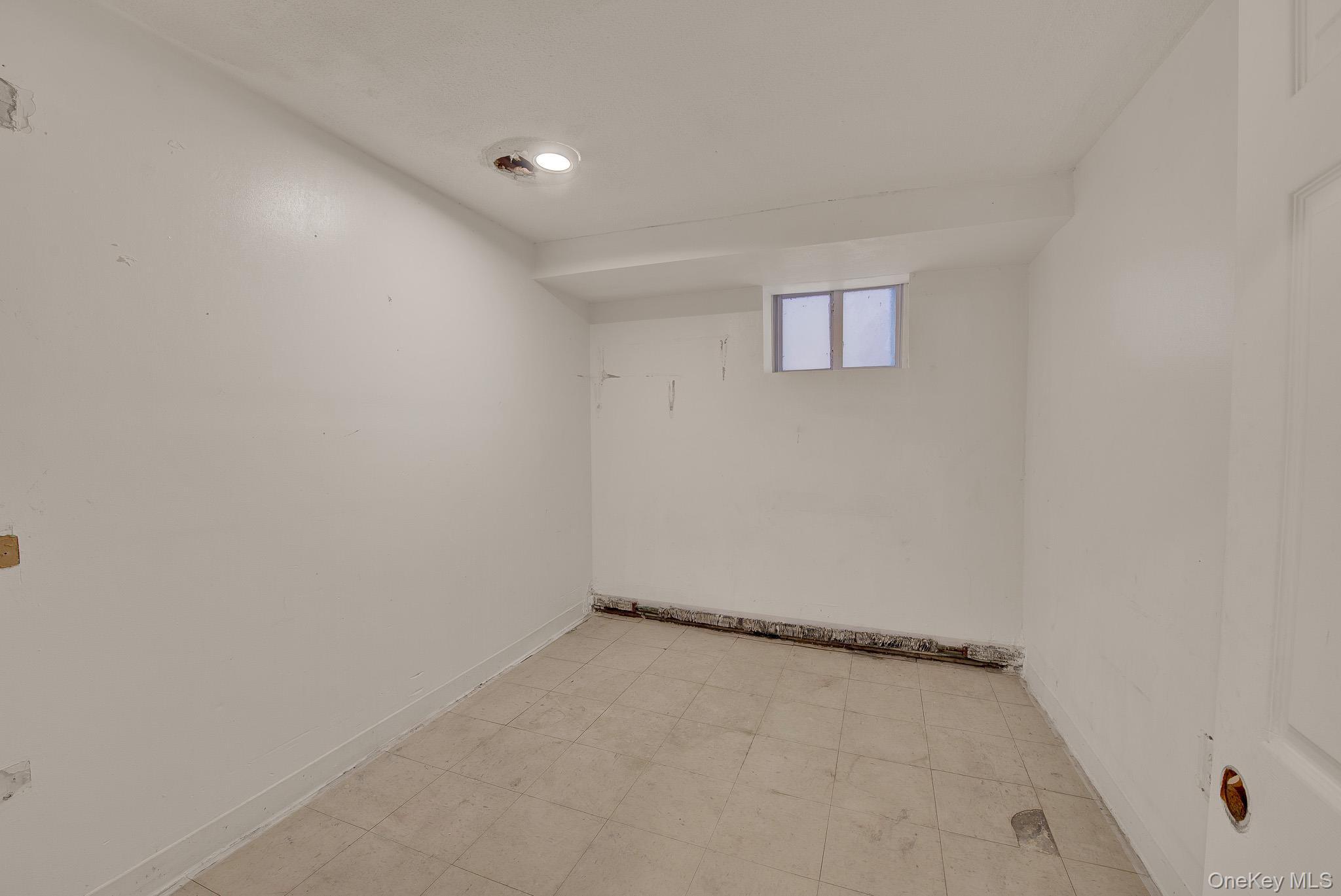 Single Family 164th Queens, NY 11358, MLS-997086-24