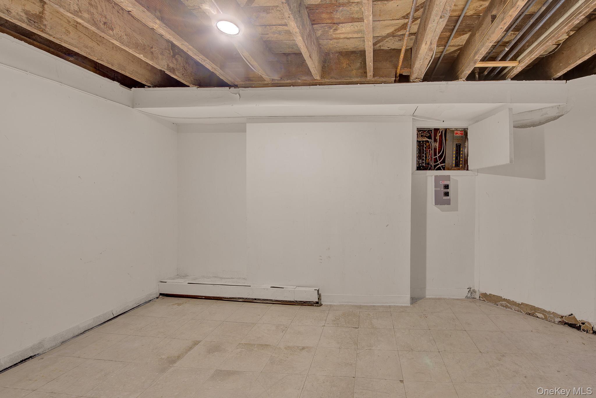 Single Family 164th Queens, NY 11358, MLS-997086-25