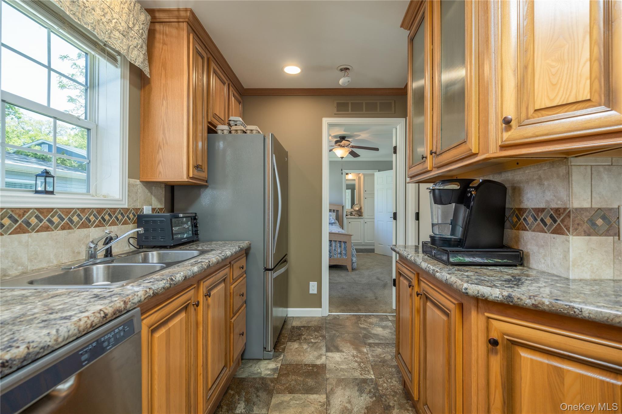 Single Family North Mountainview Mhp  Rockland County, NY 10980, MLS-997094-8
