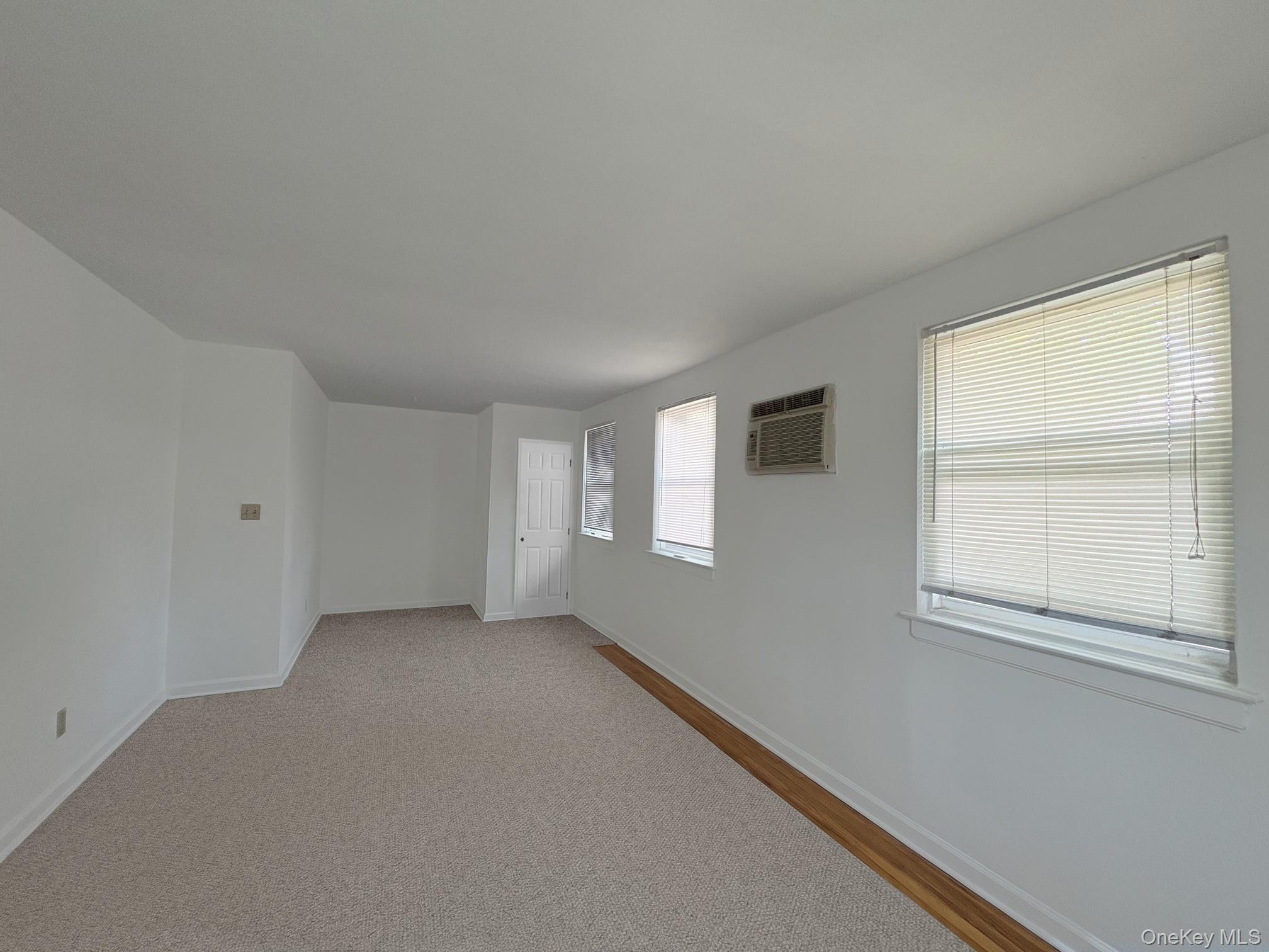 Apartment 73rd Avenue Queens, NY 11004, MLS-997098-3