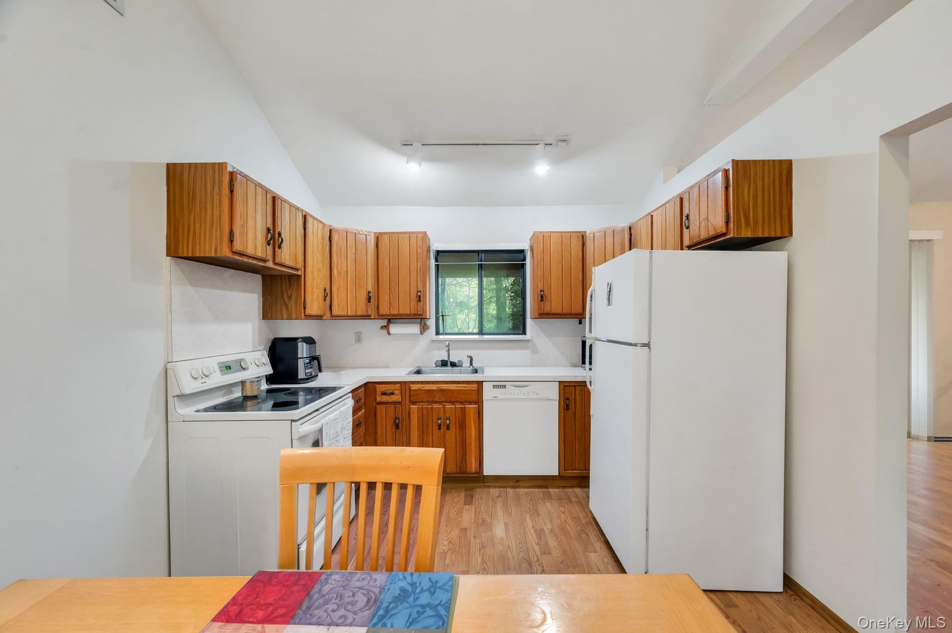 Single Family Gnarled Hollow Road Suffolk County, NY 11733, MLS-997131-12