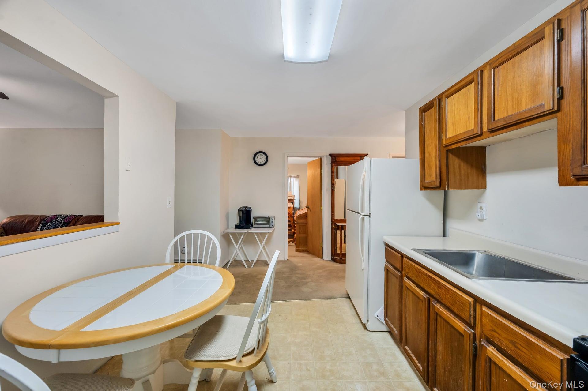 Single Family Gnarled Hollow Road Suffolk County, NY 11733, MLS-997131-28