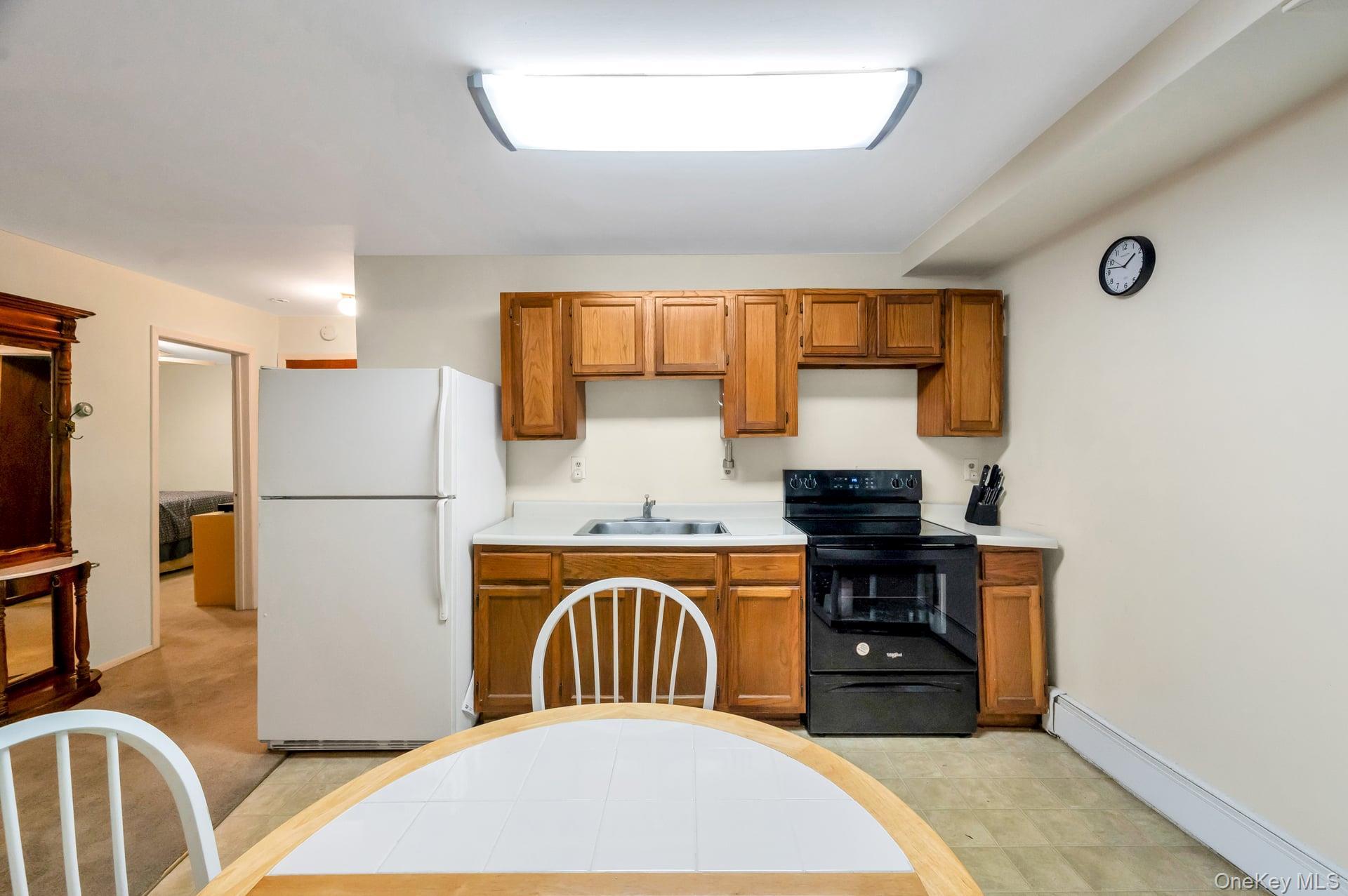 Single Family Gnarled Hollow Road Suffolk County, NY 11733, MLS-997131-29