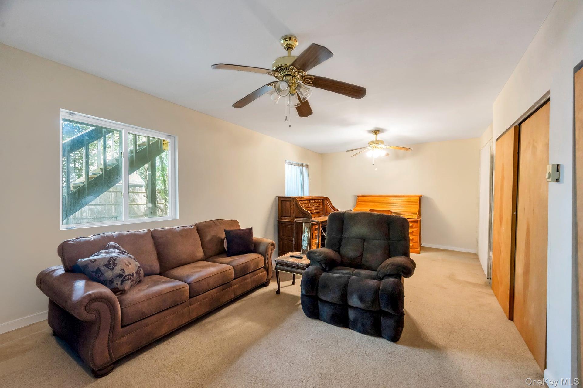 Single Family Gnarled Hollow Road Suffolk County, NY 11733, MLS-997131-36