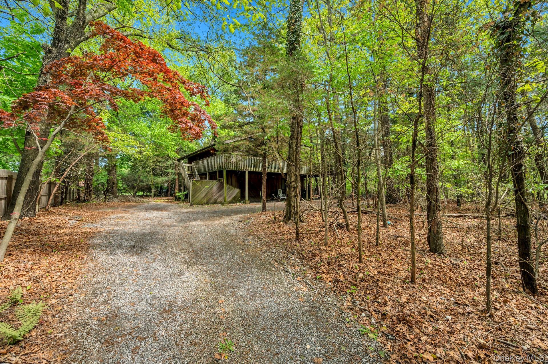 Single Family Gnarled Hollow Road Suffolk County, NY 11733, MLS-997131-5