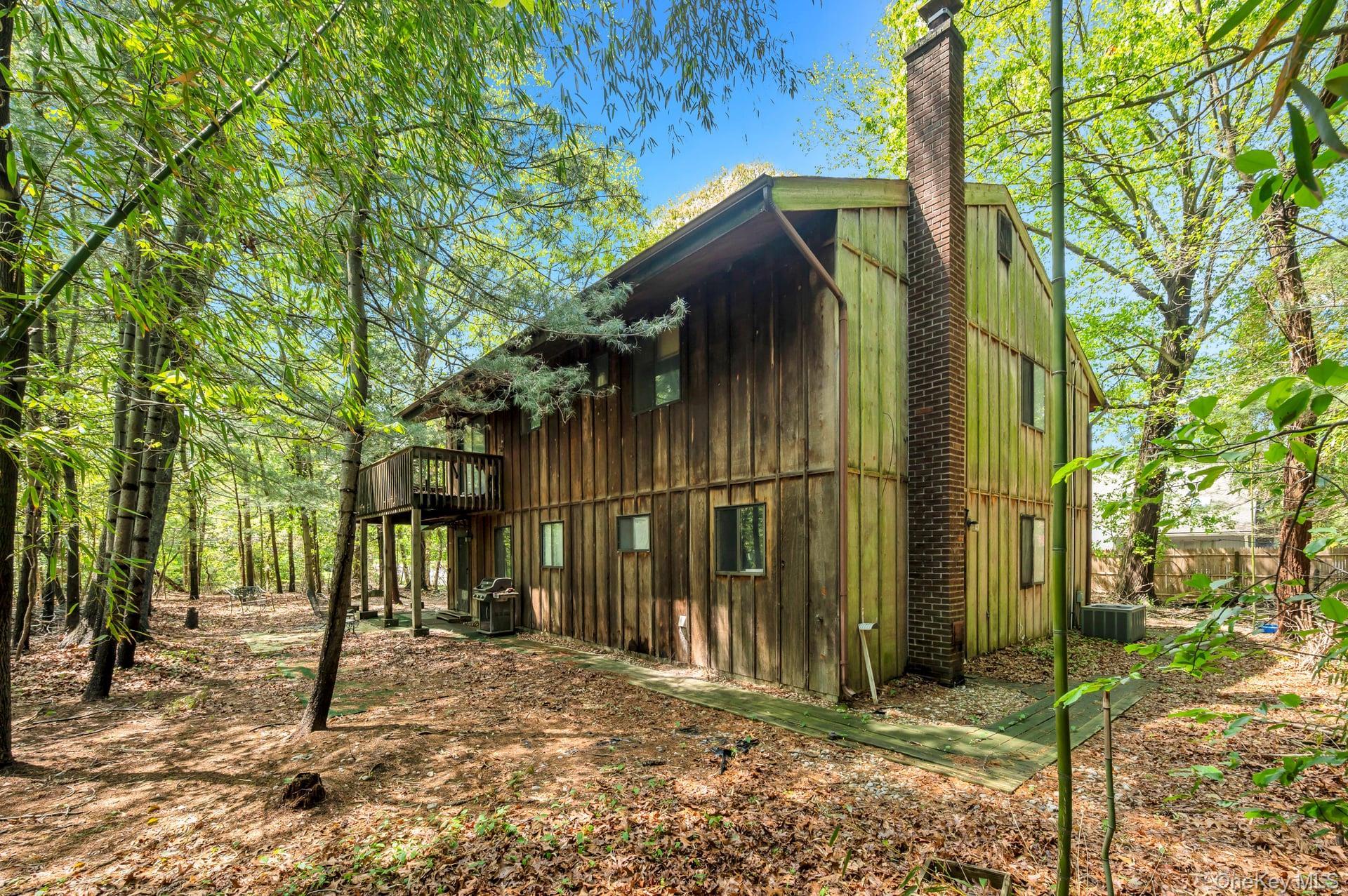 Single Family Gnarled Hollow Road Suffolk County, NY 11733, MLS-997131-9