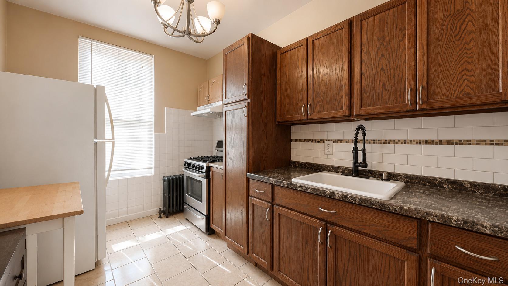 Single Family Schenck Brooklyn, NY 11207, MLS-997152-19