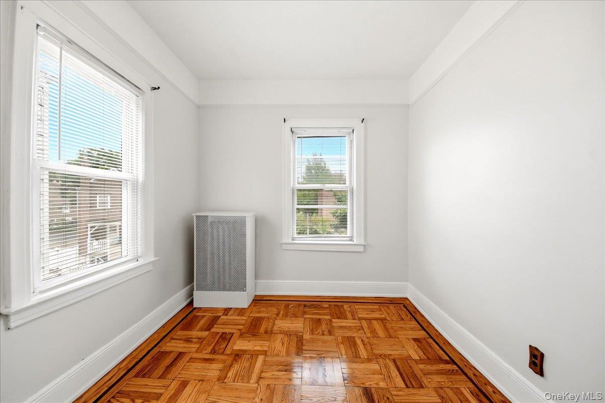Single Family Hobart Bronx, NY 10461, MLS-997203-15